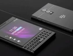 BlackBerry: Clicks Communicator Hadir dengan Konsep Dua Ponsel, Fokus Tanpa Gangguan Digital