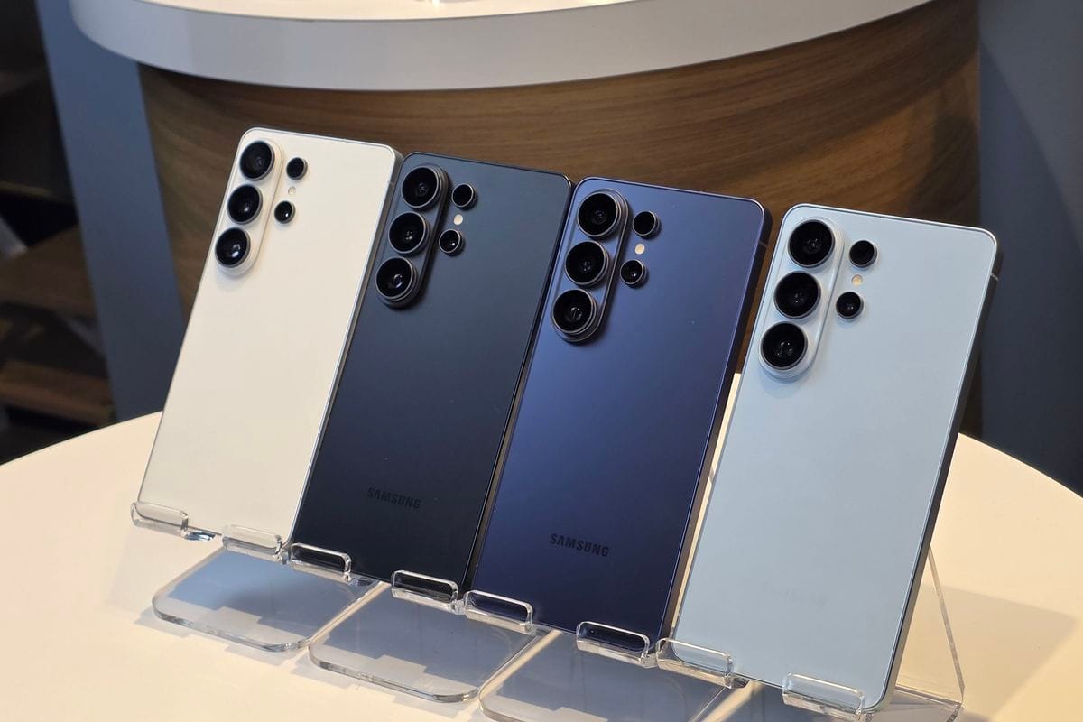Samsung Galaxy S26 Series Resmi Meluncur: Spesifikasi, Fitur AI, Harga, dan Galaxy Buds4 1 Samsung Galaxy S26 resmi diluncurkan sebagai pembaruan tahunan ponsel pintar andalan Samsung