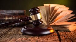 Firma Hukum AI Crosby: Review Kontrak Selesai Hitungan Jam