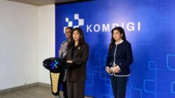 Komdigi lelang frekuensi 700 MHz dan 2,6 GHz untuk perkuat jaringan 4G dan 5G.