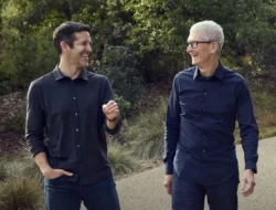 Tim Cook Mundur dari CEO Apple September 2026, John Ternus Ambil Alih Kendali