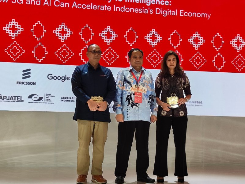 Komdigi ungkap integrasi 5G dan AI berpotensi sumbang USD41 miliar ke PDB RI hingga 2030.