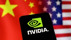 Jensen Huang akui pangsa pasar Nvidia di China anjlok dari 90% menjadi nol akibat bumerang kontrol ekspor AS.
