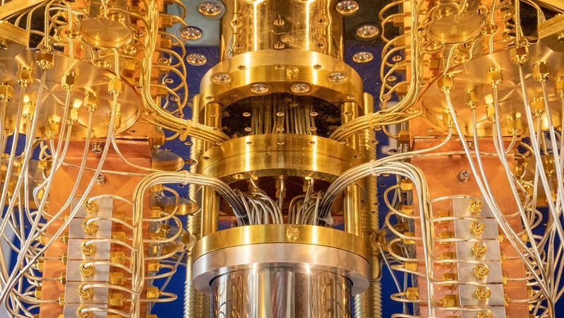 Quantum computing muncul sebagai solusi atas keterbatasan komputasi konvensional di era AI.