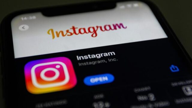 Instagram di Apple TV tersedia sejak 23 Oktober 2026 dan butuh tvOS 26.0 atau lebih baru. Instagram lebih dulu hadir di Amazon TV, Google TV, dan Samsung.